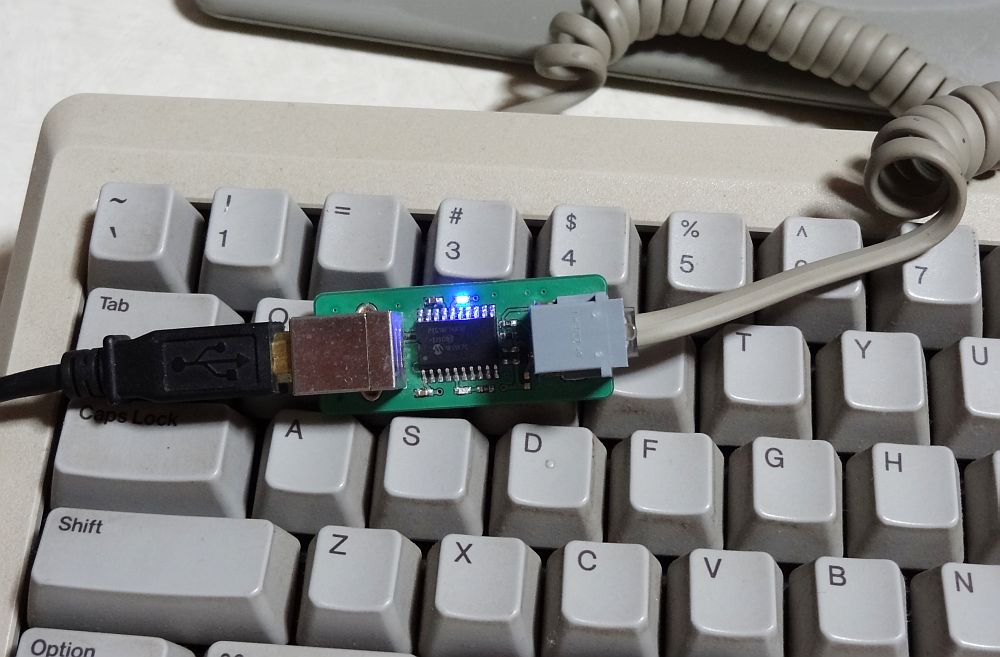 Apple Macintoshキーボード (M0110/A) USB変換アダプタ | 雑記
